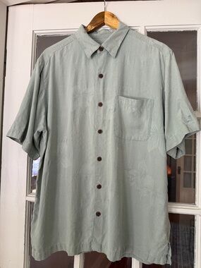 CARIBBEAN JOE 100% Silk Button-up shirt